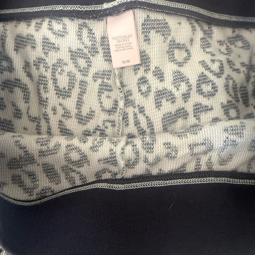 Victoria's Secret Animal Print Pajamas - Picture 7 of 8